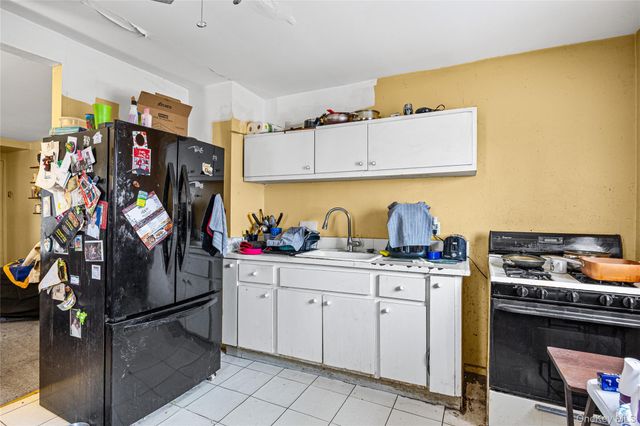 34 Mervin Street, Inwood, NY 11096