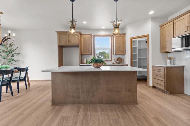 2514 BEASLE COURT, De Pere, WI 54115