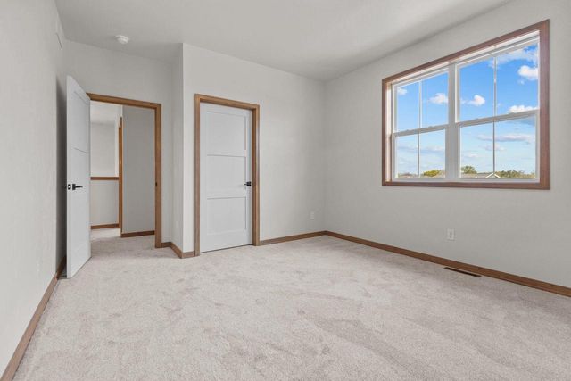 2514 BEASLE COURT, De Pere, WI 54115