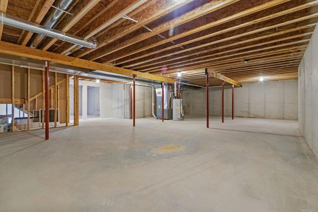 2514 BEASLE COURT, De Pere, WI 54115