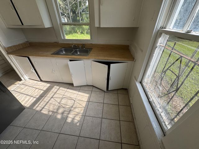 1244 W 5TH Street, Jacksonville, FL 32209