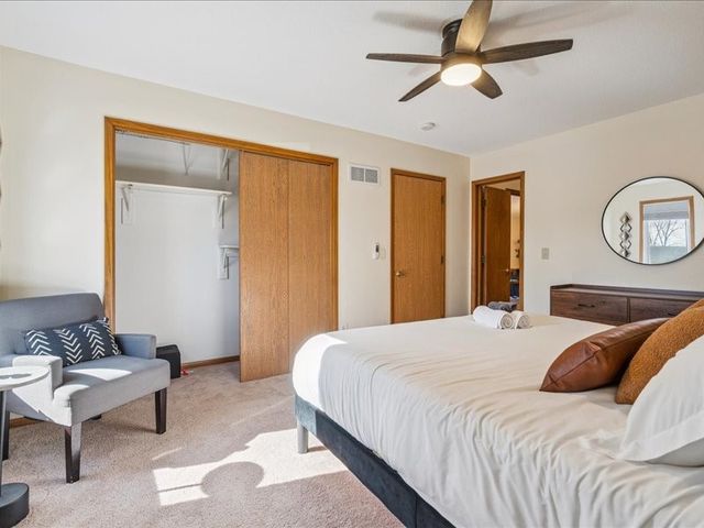 2355 Jessup Circle, Iowa City, IA 52246