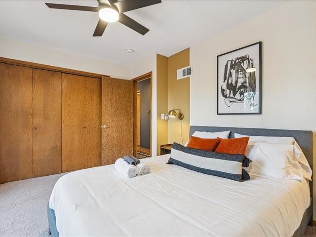 2355 Jessup Circle, Iowa City, IA 52246