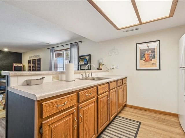 2355 Jessup Circle, Iowa City, IA 52246
