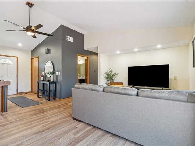 2355 Jessup Circle, Iowa City, IA 52246