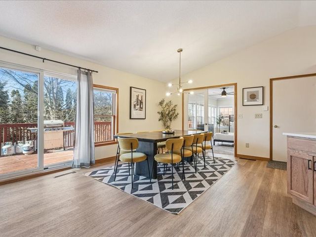 2355 Jessup Circle, Iowa City, IA 52246