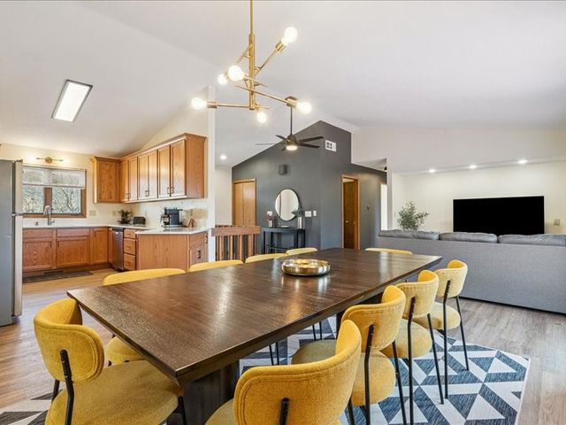 2355 Jessup Circle, Iowa City, IA 52246