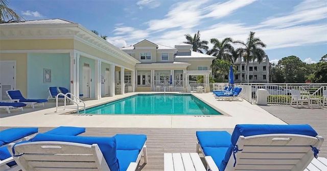 7840 34TH AVENUE W 102, Bradenton, FL 34209