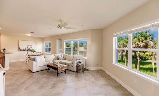 7840 34TH AVENUE W 102, Bradenton, FL 34209