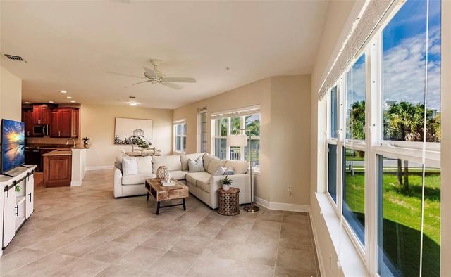 7840 34TH AVENUE W 102, Bradenton, FL 34209