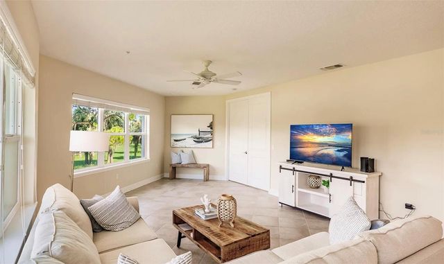 7840 34TH AVENUE W 102, Bradenton, FL 34209