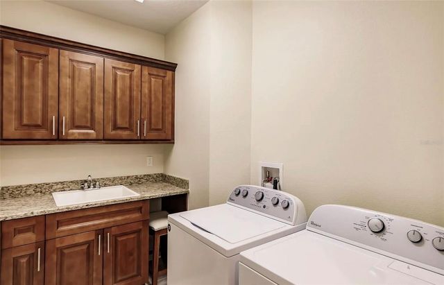 7840 34TH AVENUE W 102, Bradenton, FL 34209