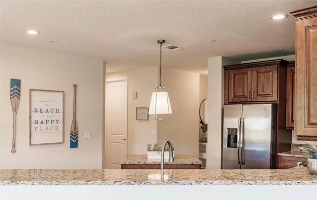 7840 34TH AVENUE W 102, Bradenton, FL 34209