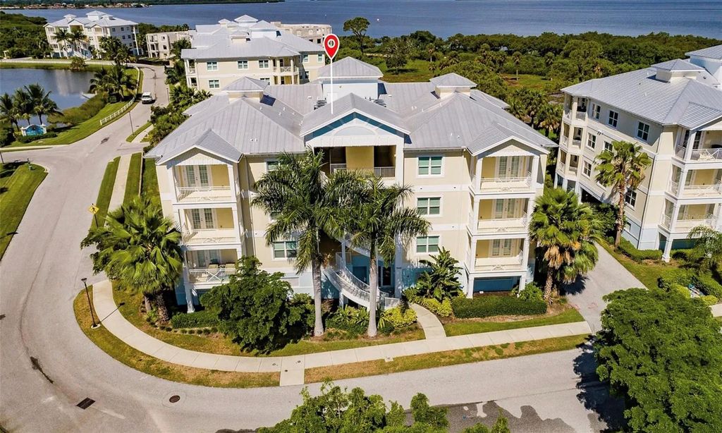 7840 34TH AVENUE W 102, Bradenton, FL 34209