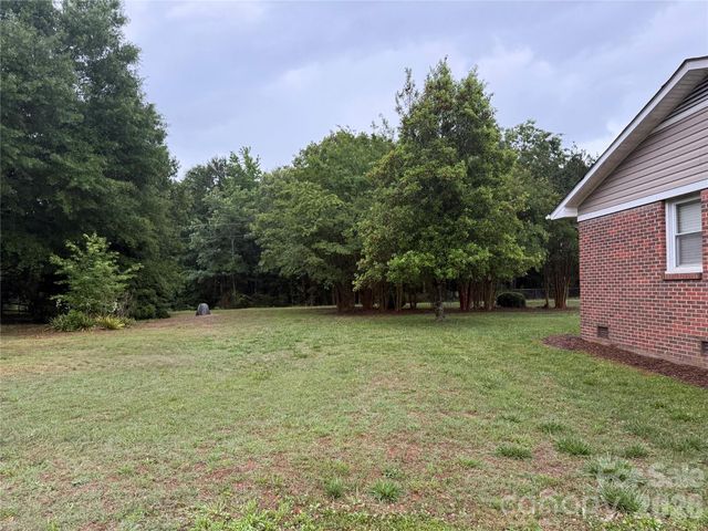 5221 Roy Ballard Street, Denver, NC 28037