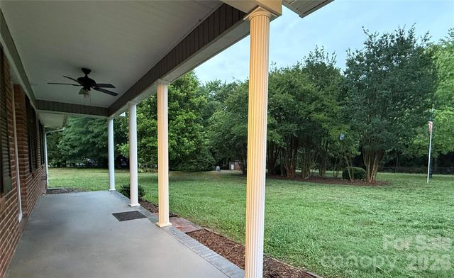 5221 Roy Ballard Street, Denver, NC 28037