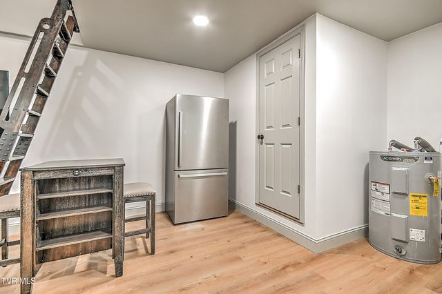 1617 Woodside Drive, Kingsport, TN 37664