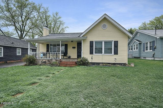 1617 Woodside Drive, Kingsport, TN 37664