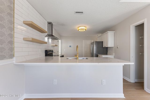 8620 Orchard Loop Road NE, Leland, NC 28451