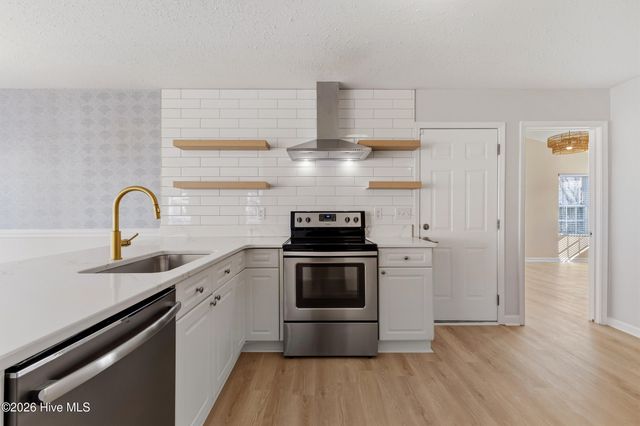 8620 Orchard Loop Road NE, Leland, NC 28451