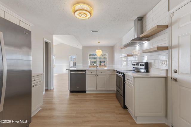 8620 Orchard Loop Road NE, Leland, NC 28451