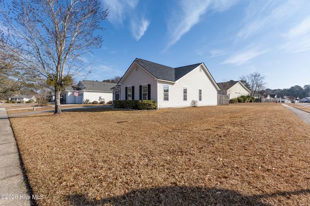 8620 Orchard Loop Road NE, Leland, NC 28451