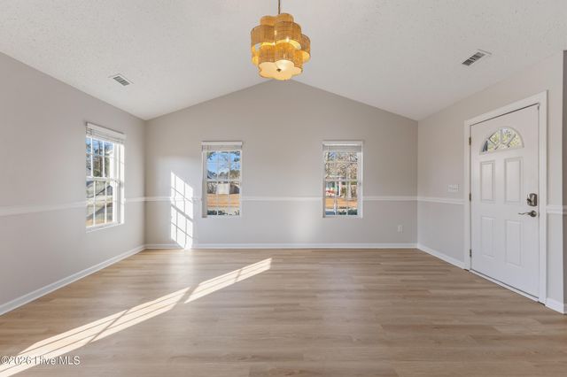 8620 Orchard Loop Road NE, Leland, NC 28451