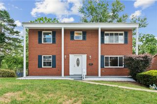 348 Fielding Dr, Penn Hills, PA 15235