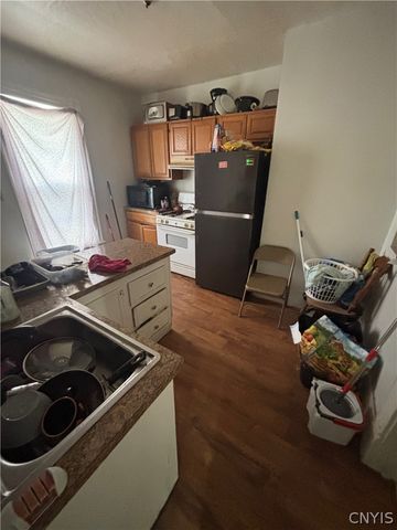 105 Charmouth Dr Drive 107, Syracuse, NY 13207