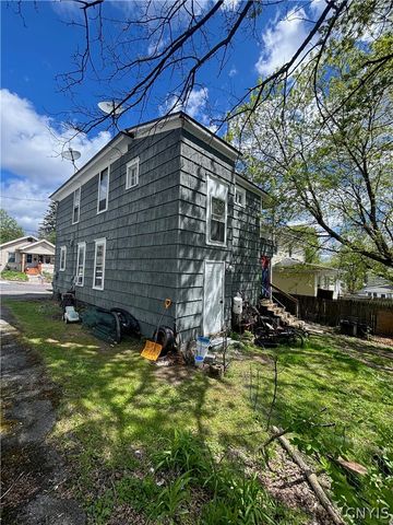 105 Charmouth Dr Drive 107, Syracuse, NY 13207