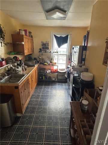 105 Charmouth Dr Drive 107, Syracuse, NY 13207