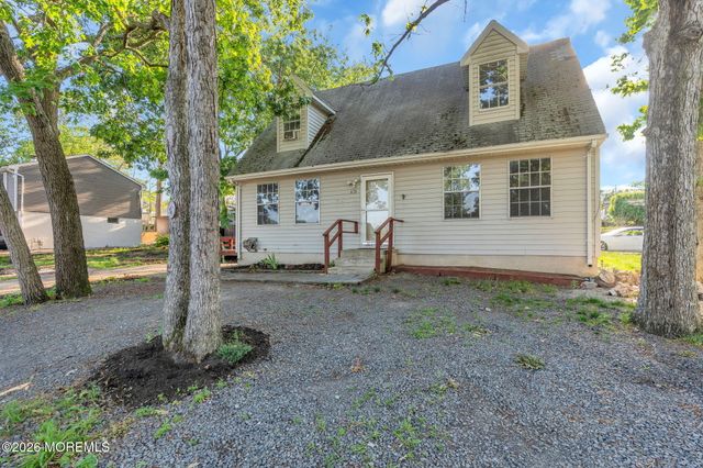 638 Demont Street, Toms River, NJ 08753