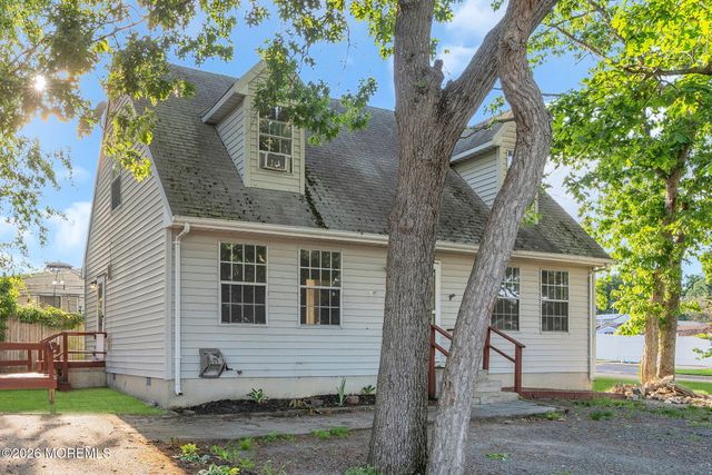 638 Demont Street, Toms River, NJ 08753