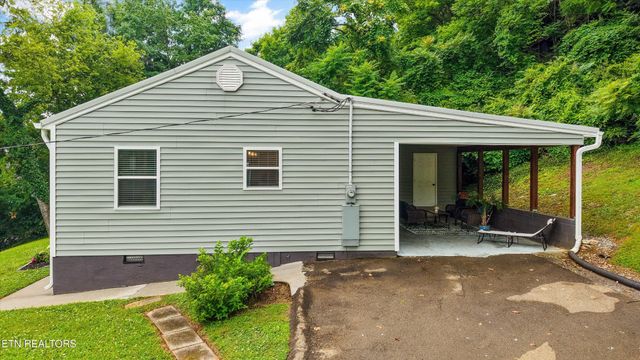 1701 Rugby Ave, Knoxville, TN 37920