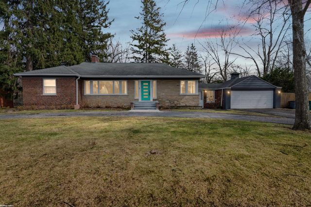 21450 Whittington Street, Farmington, MI 48336