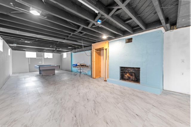 21450 Whittington Street, Farmington, MI 48336