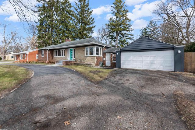 21450 Whittington Street, Farmington, MI 48336