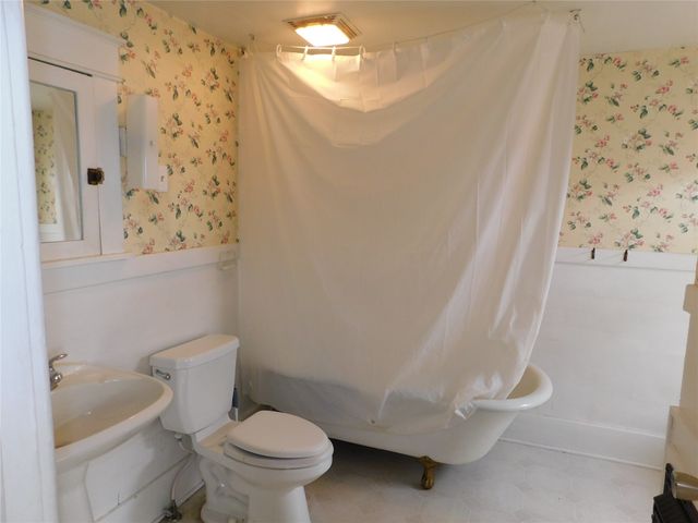 1205 W 27TH Street, Erie, PA 16508