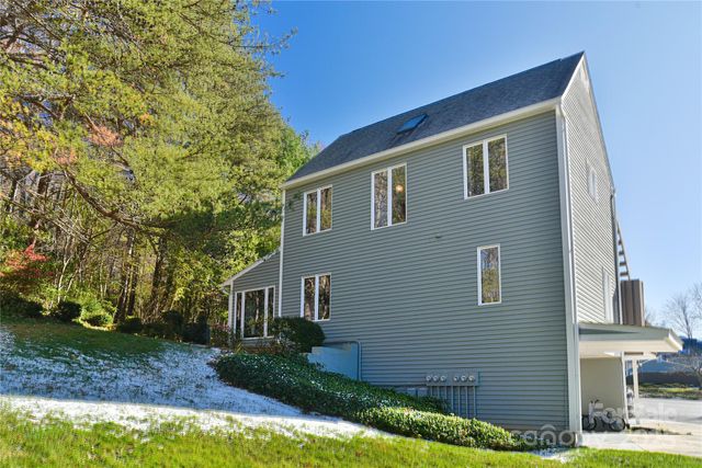 1 Lynx Drive C-1, Black Mountain, NC 28711