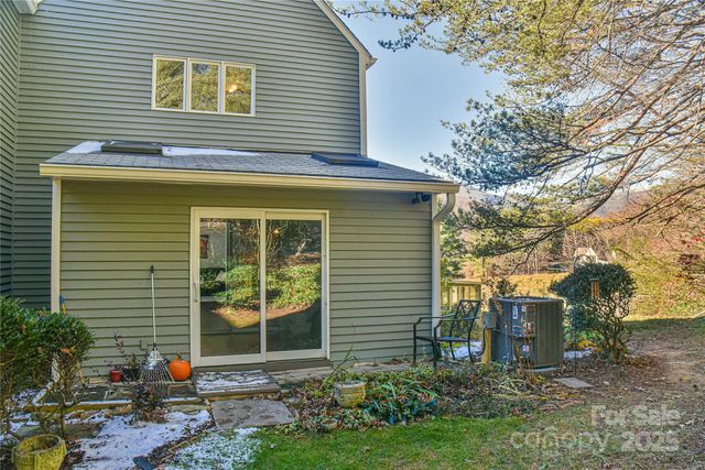 1 Lynx Drive C-1, Black Mountain, NC 28711