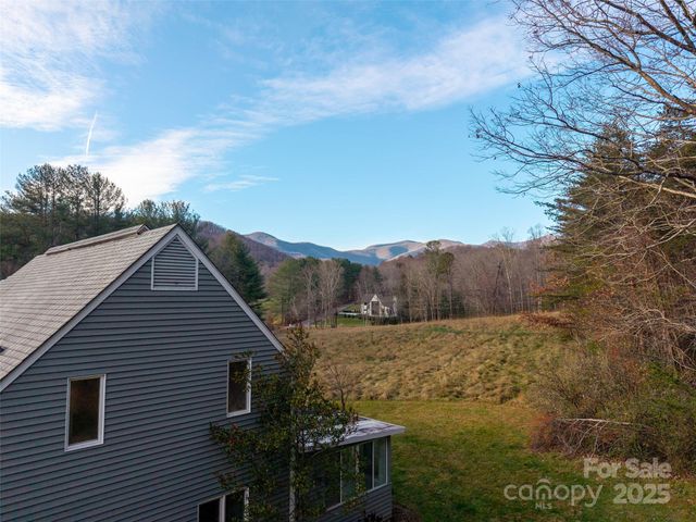 1 Lynx Drive C-1, Black Mountain, NC 28711