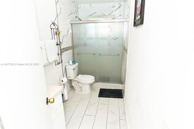 240 NW 197th St 1, Miami Gardens, FL 33169