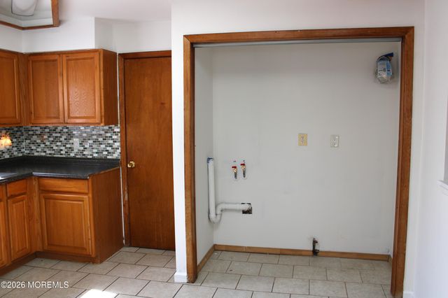 58 W Greystone Road, Old Bridge, NJ 08857