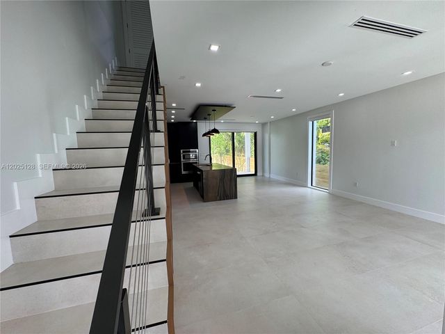 1924 NW 27th Street, Miami, FL 33142