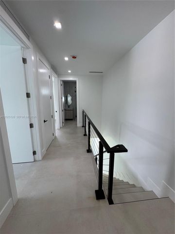 1924 NW 27th Street, Miami, FL 33142