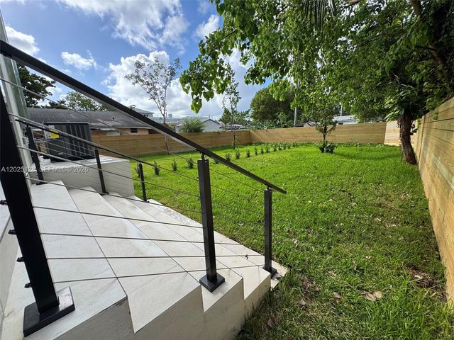 1924 NW 27th Street, Miami, FL 33142