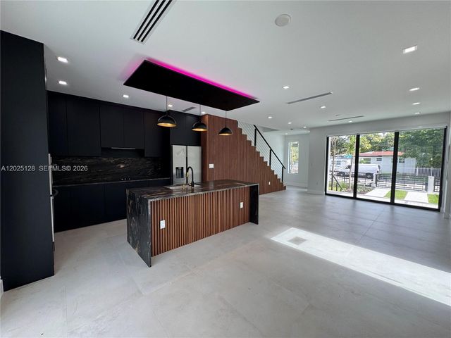 1924 NW 27th Street, Miami, FL 33142