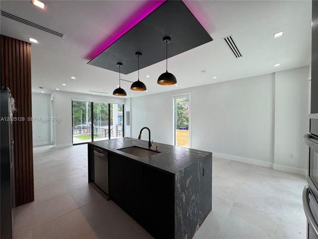 1924 NW 27th Street, Miami, FL 33142
