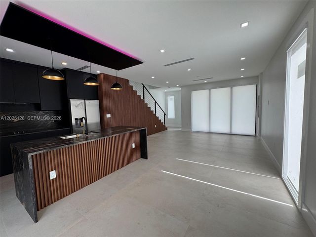 1924 NW 27th Street, Miami, FL 33142