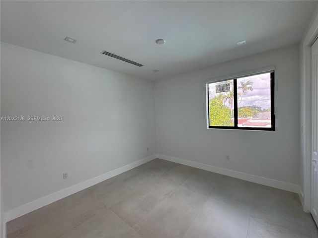 1924 NW 27th Street, Miami, FL 33142